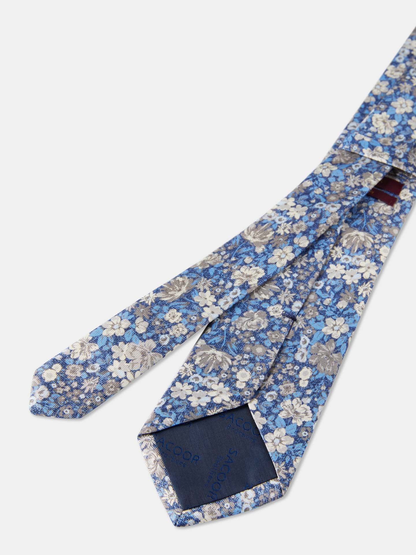 Gravata Padrão Floral 100% seda 8cm - Image 4