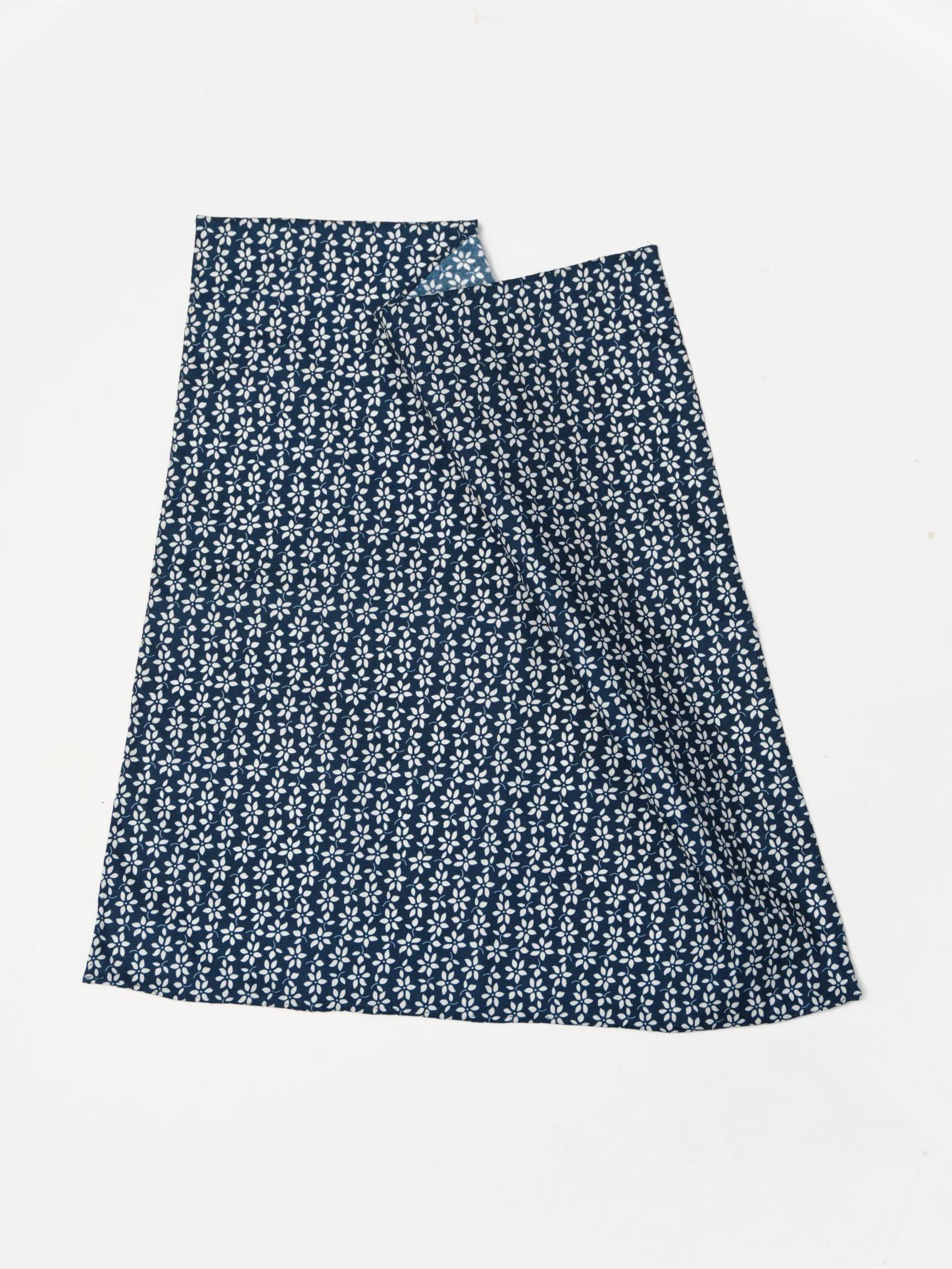 Lenço de bolso com padrão floral - Image 3