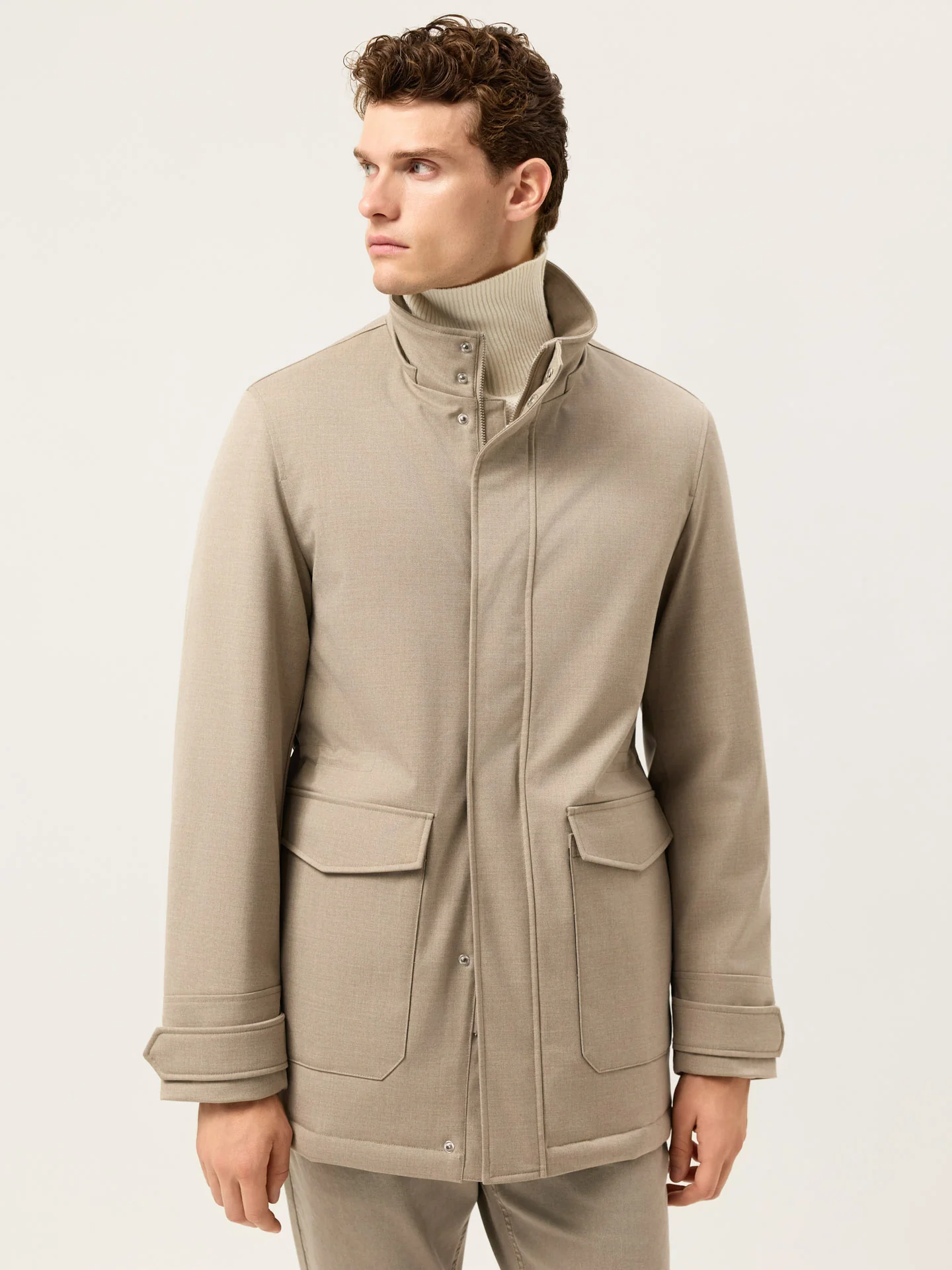 Parka Técnica Acolchoada com Capuz Removível - Image 8