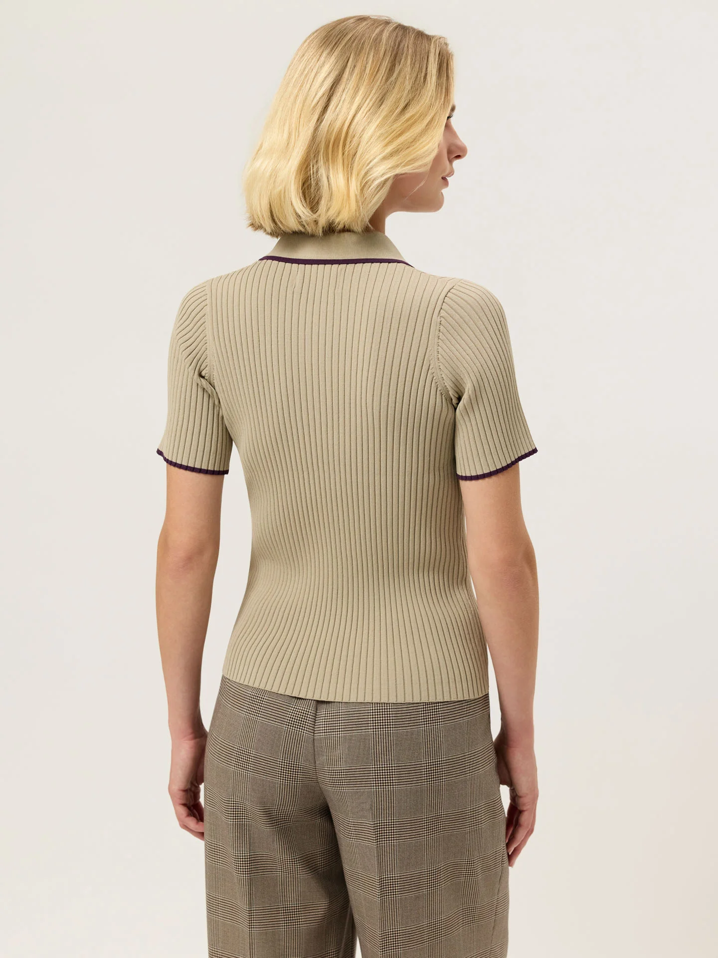Polo de Manga Curta com Botão Dourado em Mistura de Viscose - Image 3