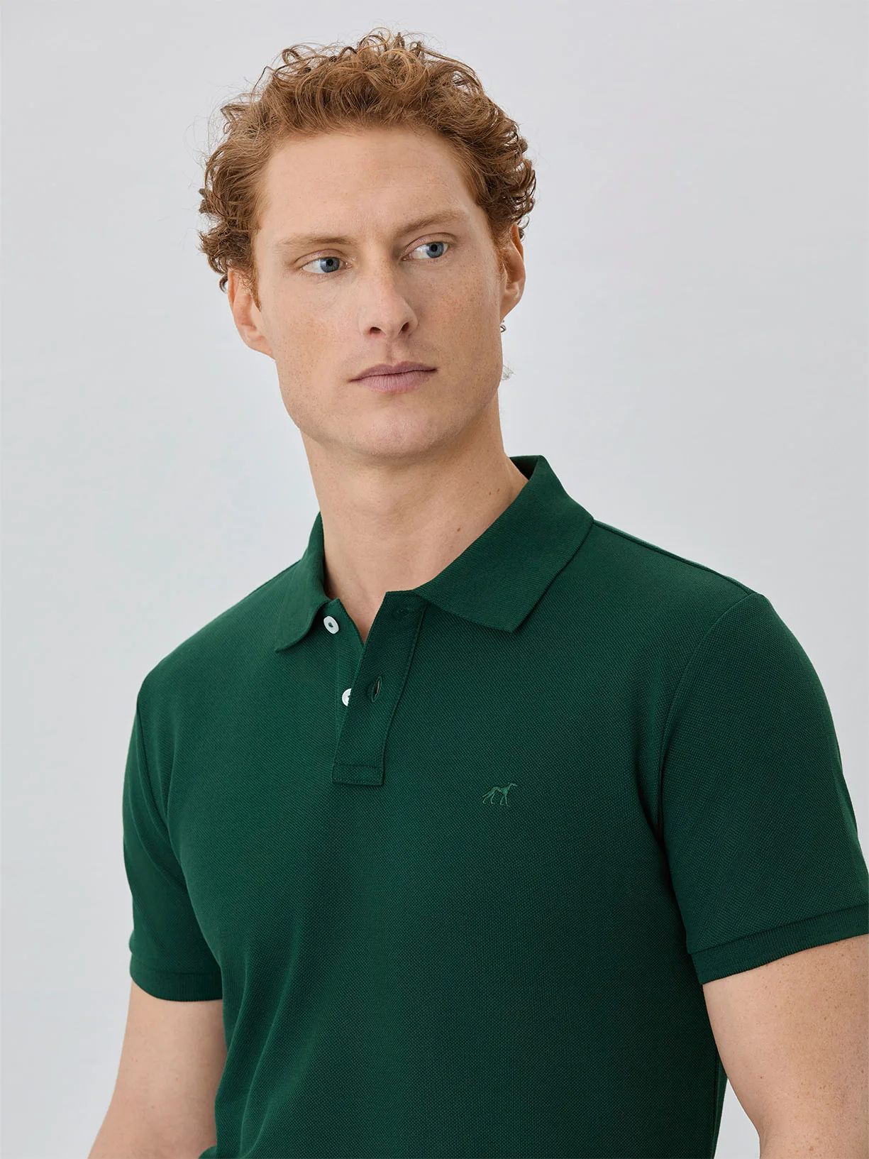 Polo Piqué Slim Fit Com Logo Bordado Em Algodão Bci - Image 8