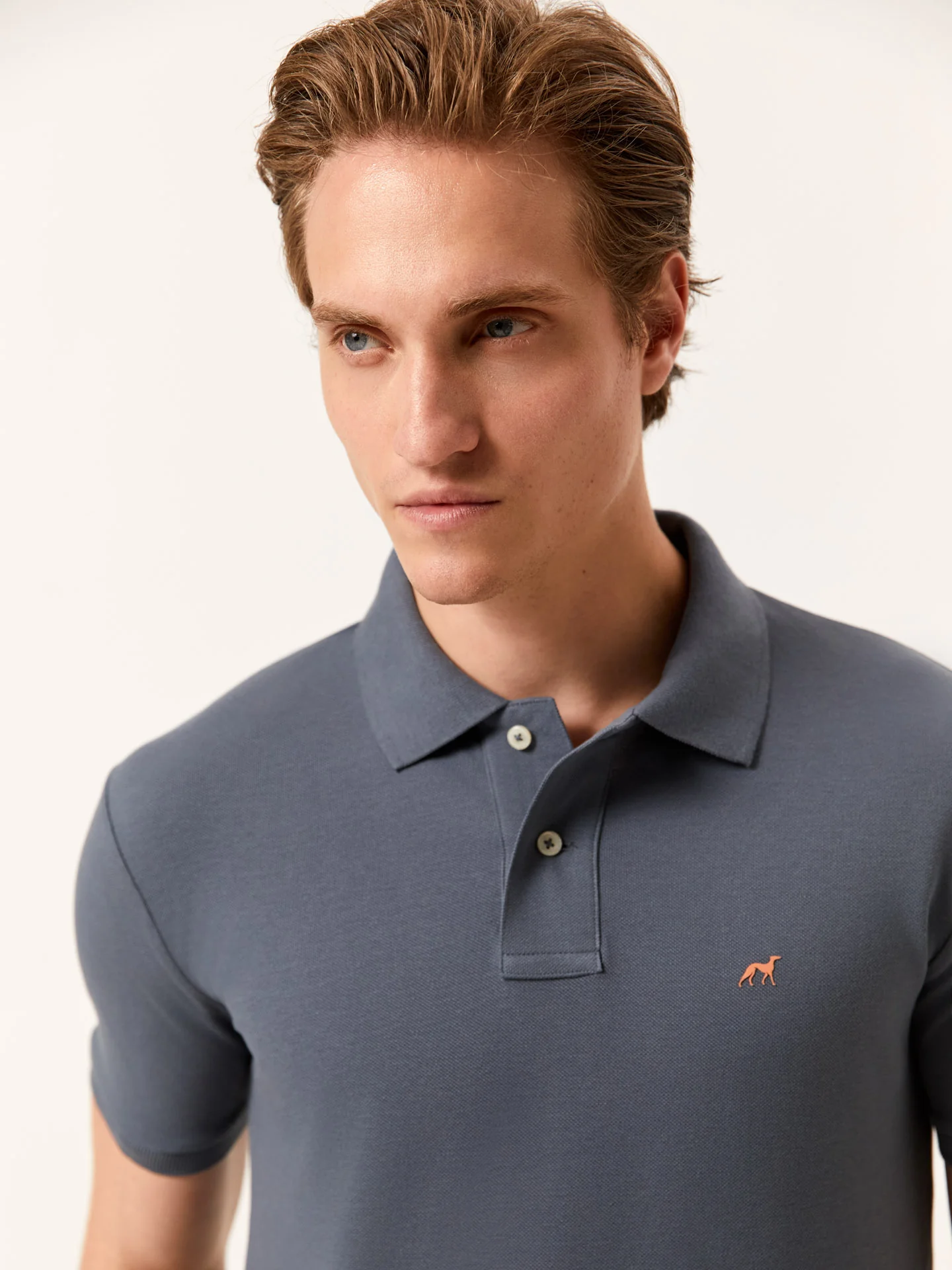 Premium Slim Fit Polo Piqué em 100% Algodão BCI - Image 3