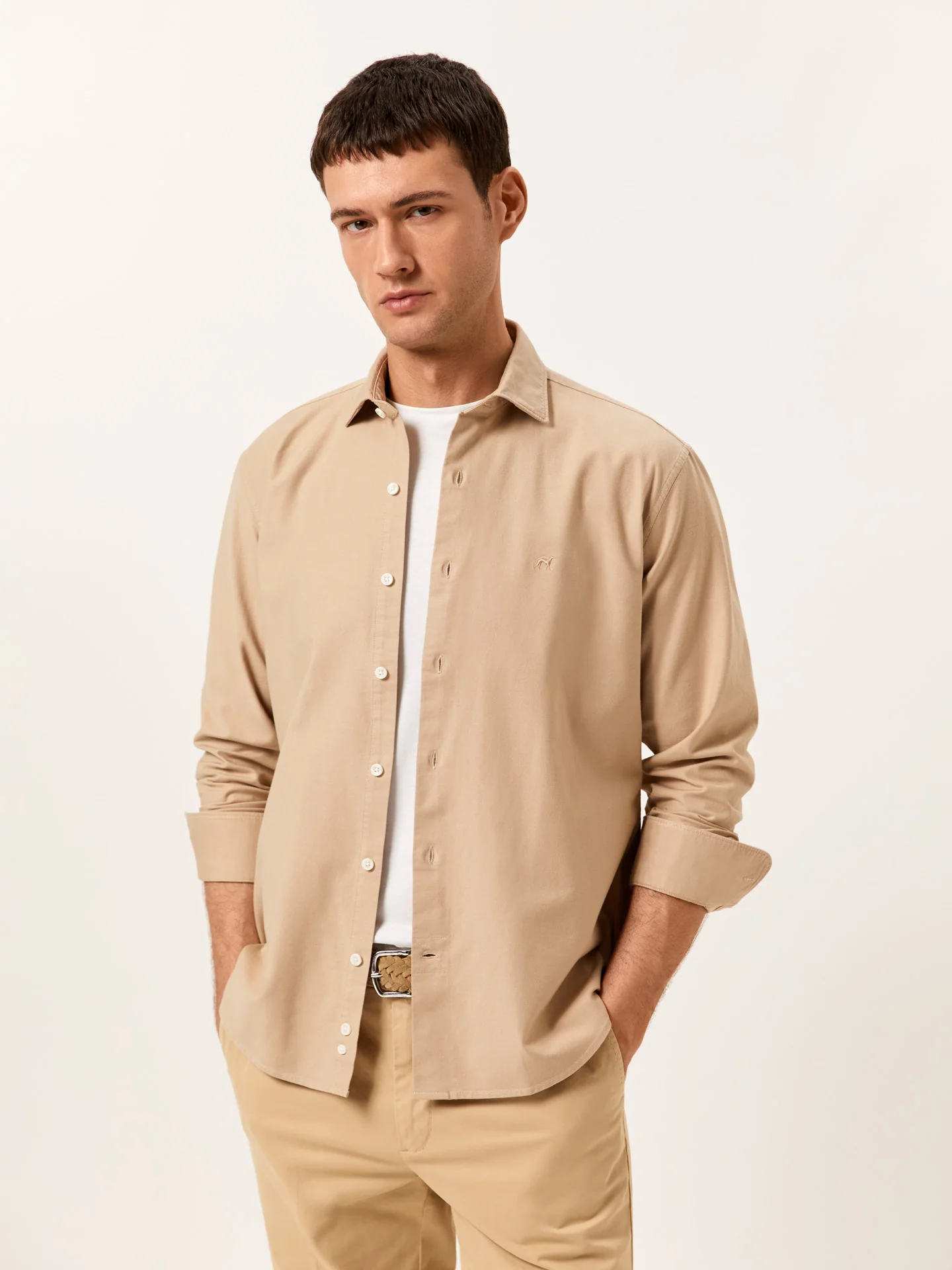 Regular Fit Camisa Oxford Aberta Garment Dye em Algodão Comfort