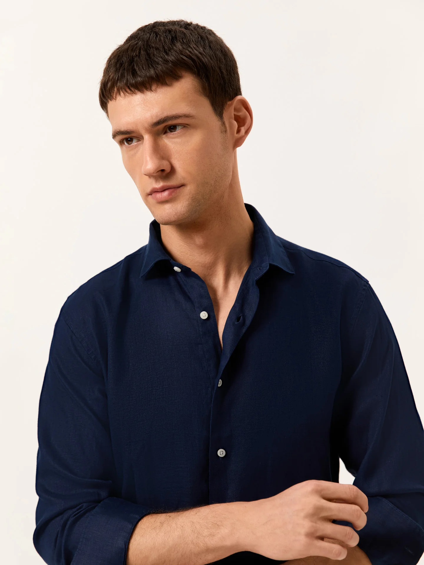 Slim Fit Camisa Aberta em 100% Linho - Image 3