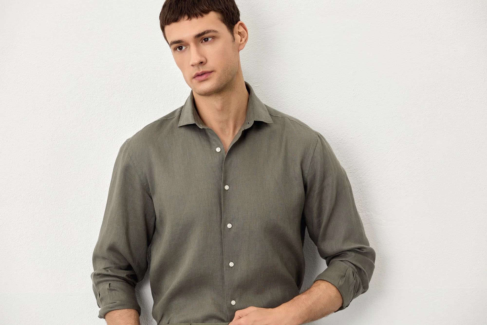 Slim Fit Camisa Aberta em 100% Linho - Image 4