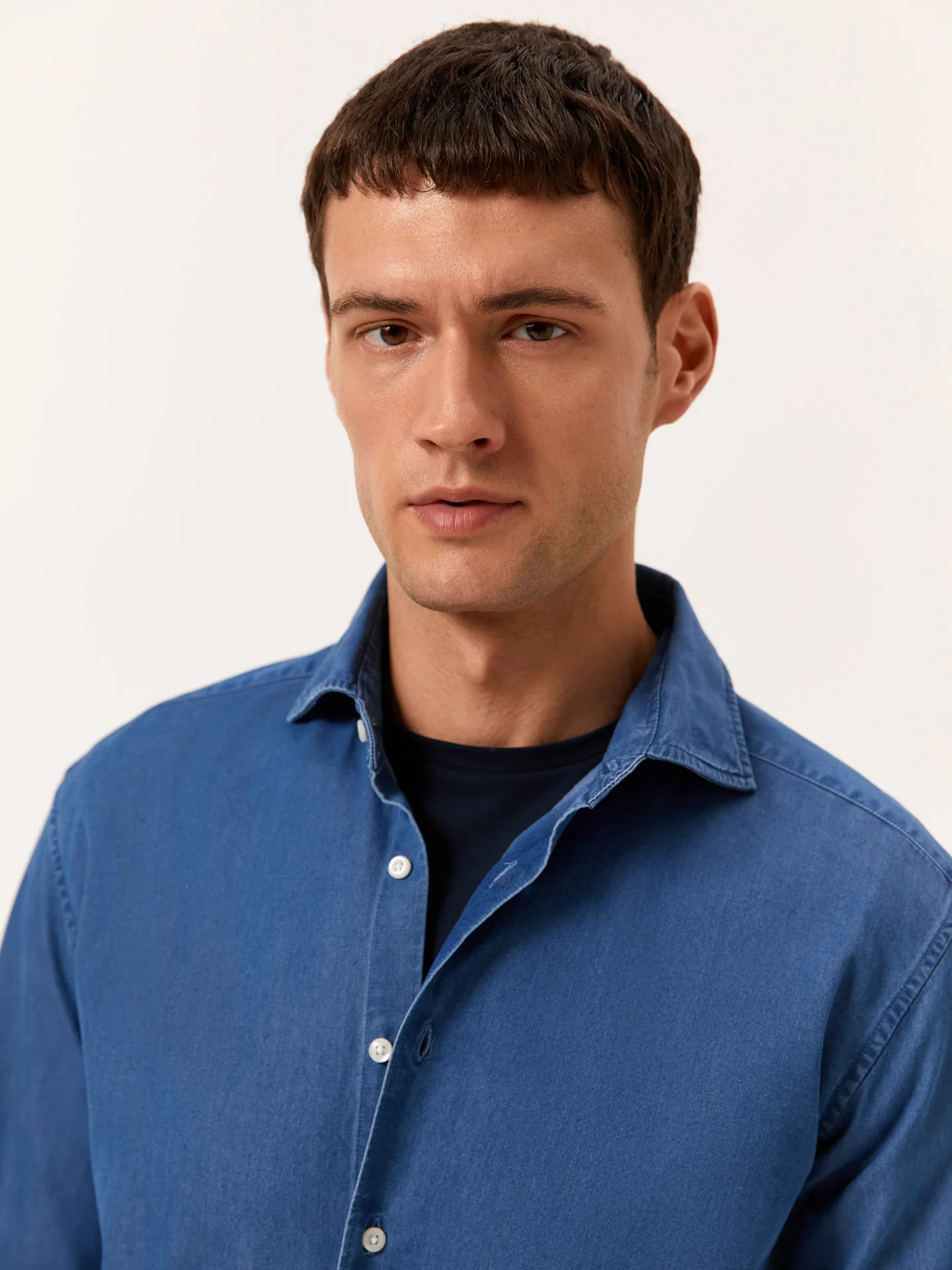 Slim Fit Camisa Casual em Denim em 100% Algodão - Image 2