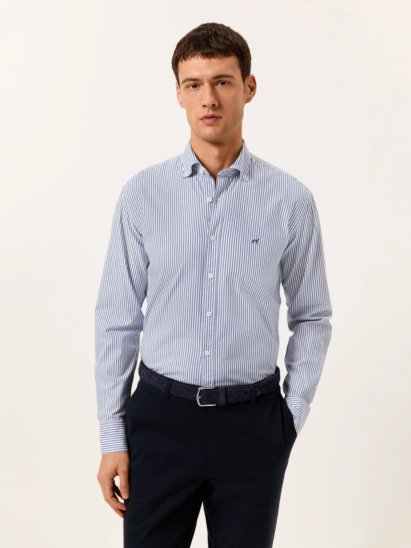 Slim Fit Camisa Oxford às Riscas em 100% Algodão BCI - Image 2
