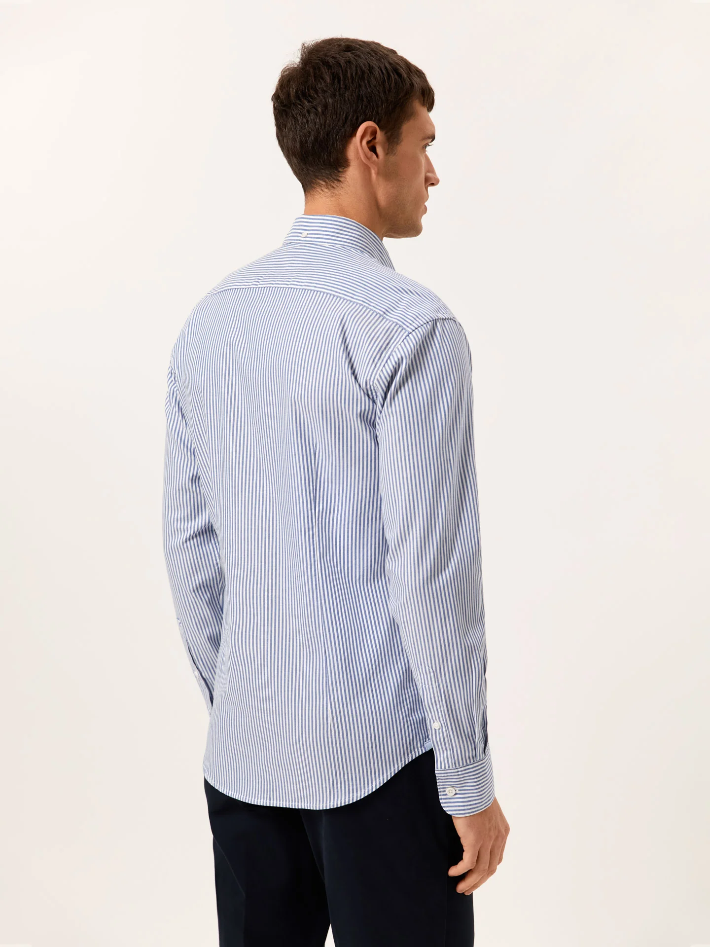 Slim Fit Camisa Oxford às Riscas em 100% Algodão BCI - Image 3