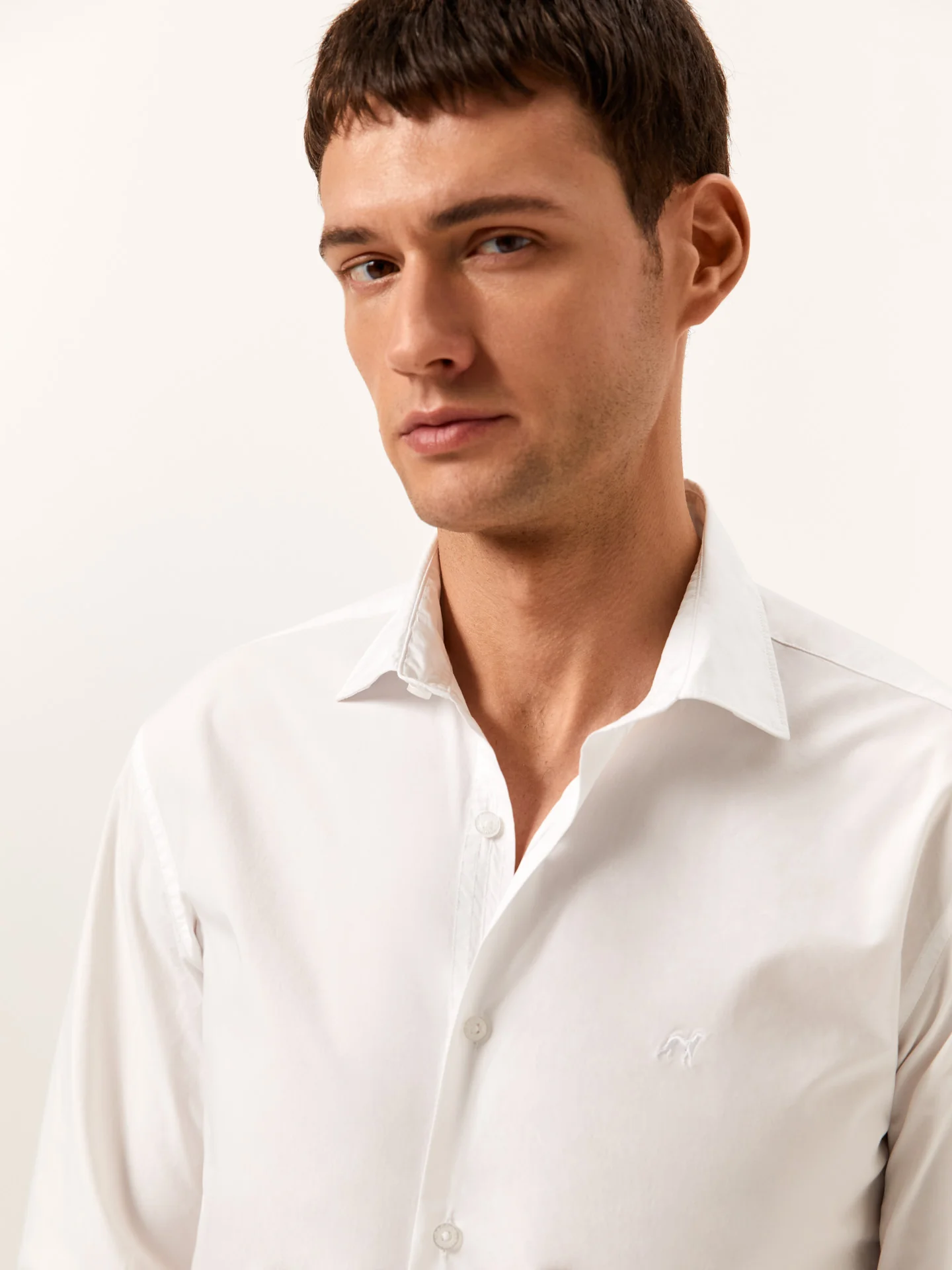 Slim Fit Camisa Popeline Aberta Garment Dye em Algodão Comfort - Image 2