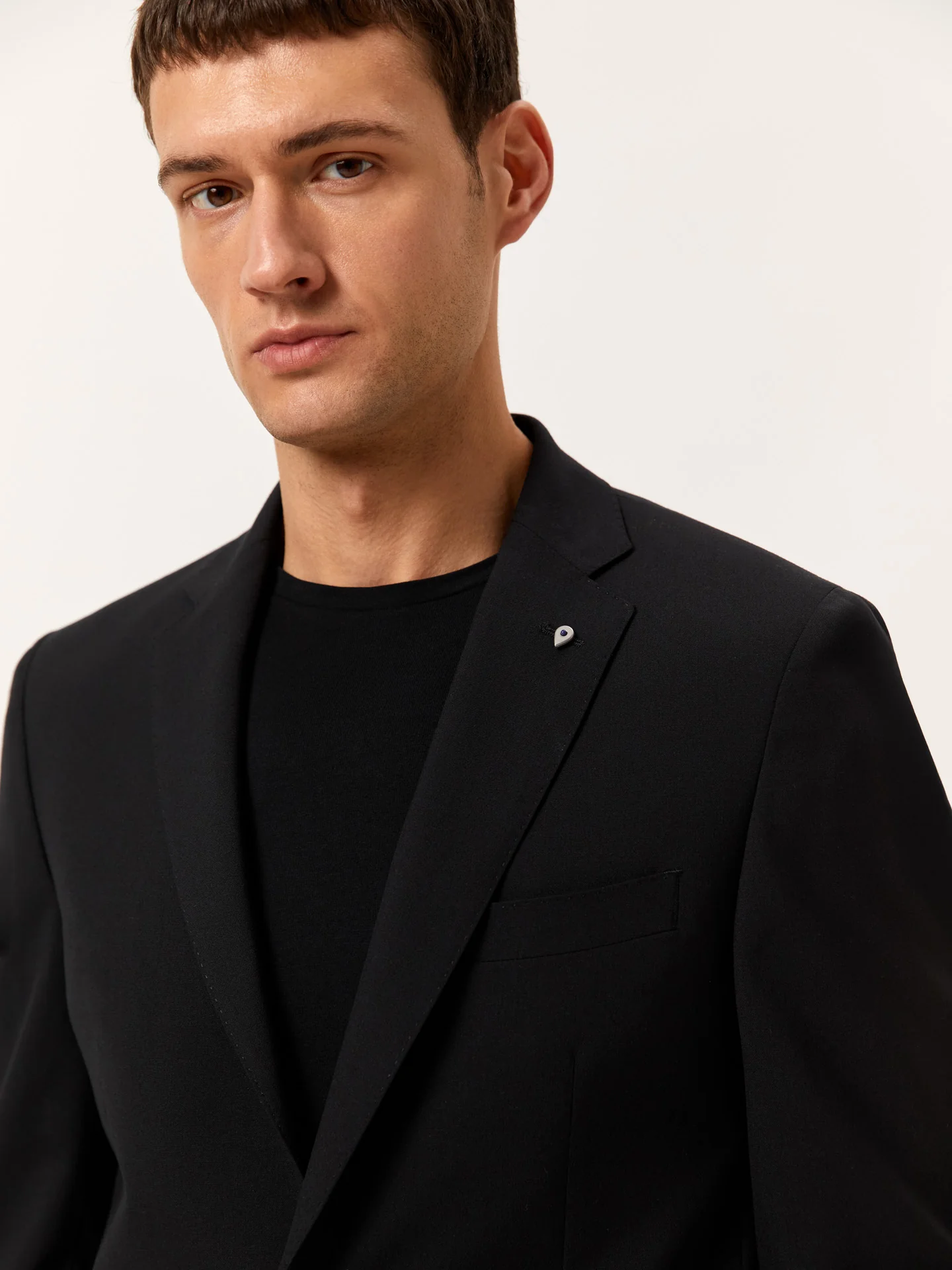 Slim Fit Fato em Lã de Alta Performance - Image 2