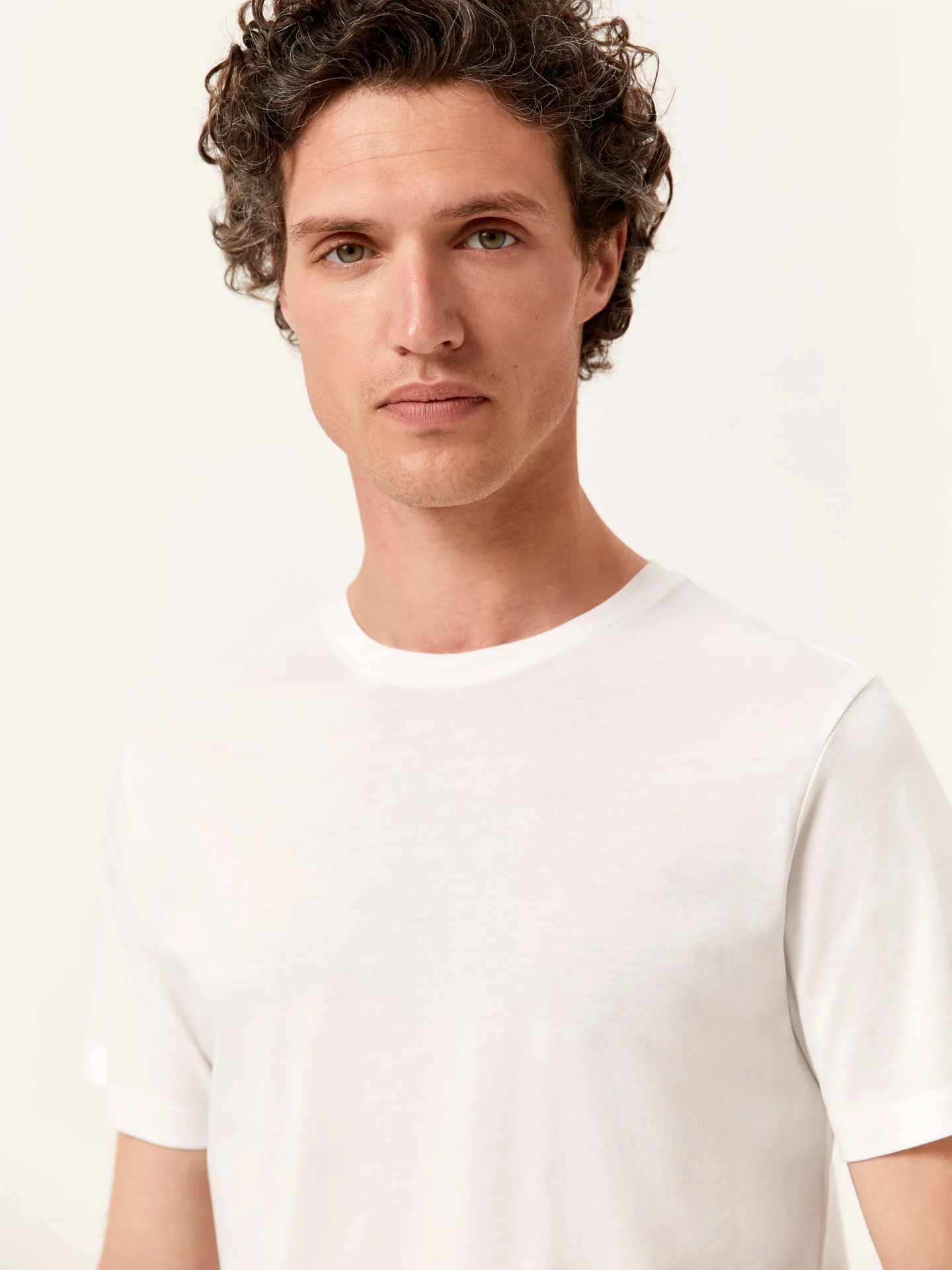 T-shirt em algodão Premium - Image 14