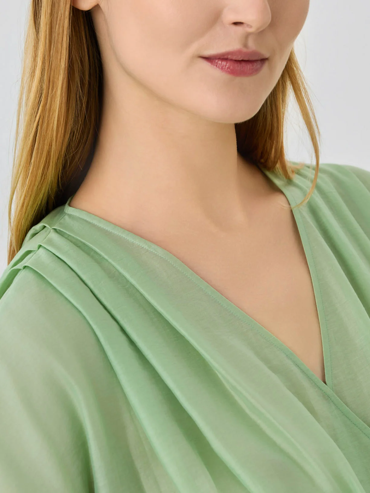 Vestido Com Decote Em V Em Mistura De Linho Tencel Com Pregas - Image 3