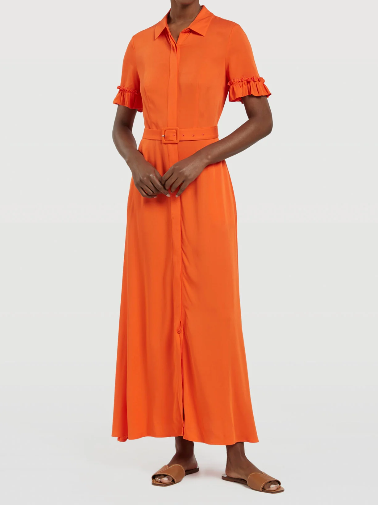 Vestido comprido com cinto