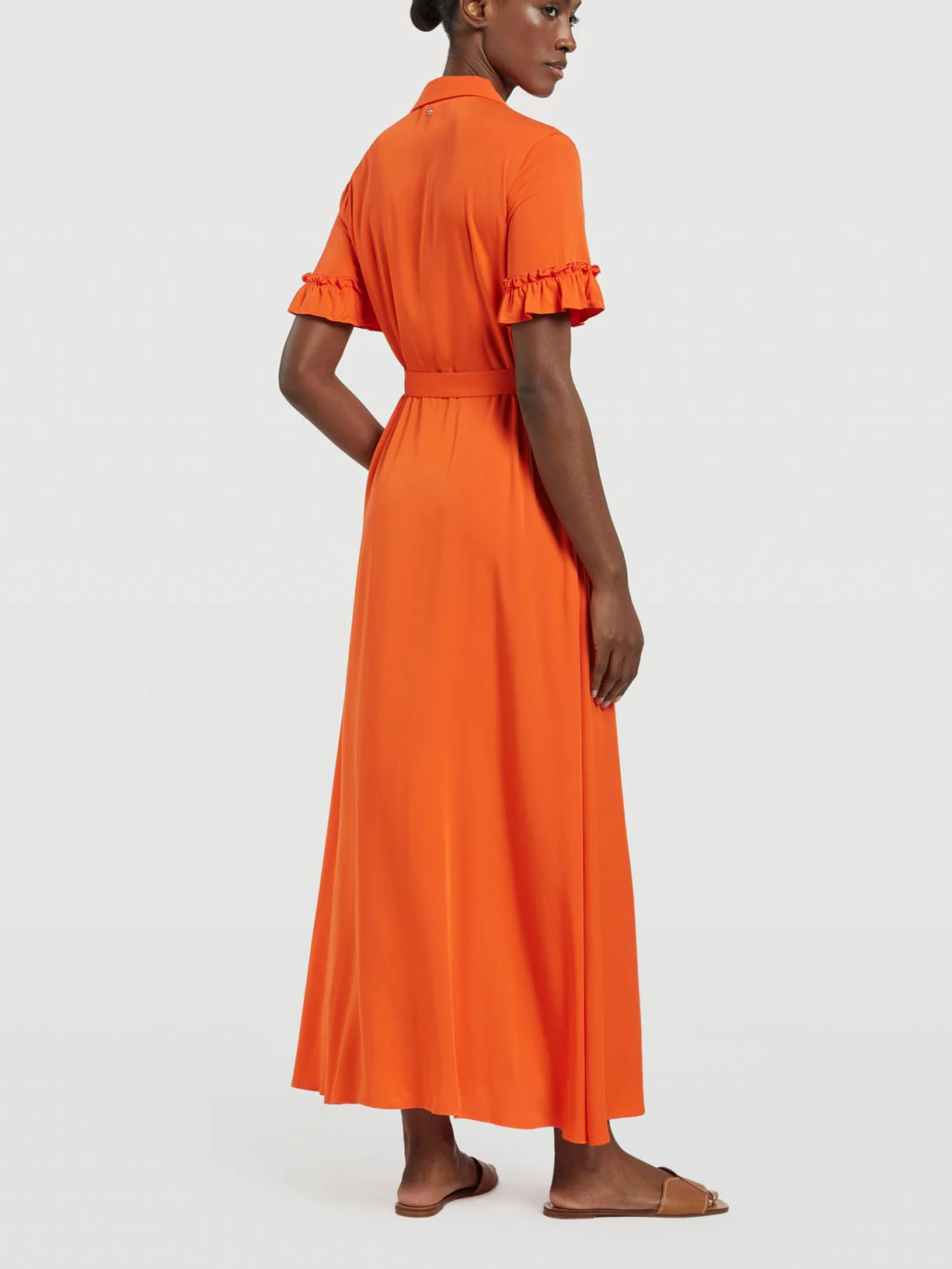 Vestido comprido com cinto - Image 2