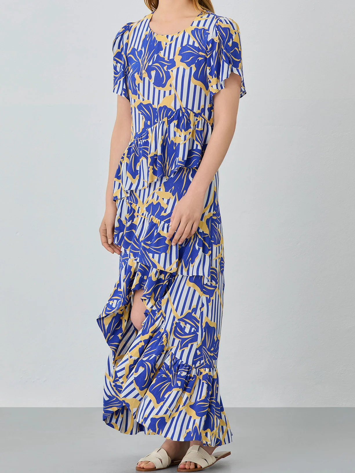 Vestido Estampado Floral Em Viscose Com Mistura Lenzing Com Folhos - Image 6