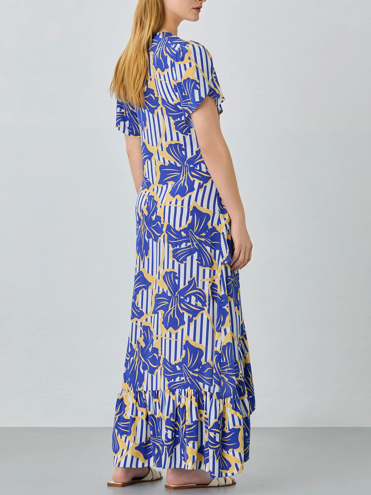 Vestido Estampado Floral Em Viscose Com Mistura Lenzing Com Folhos - Image 7