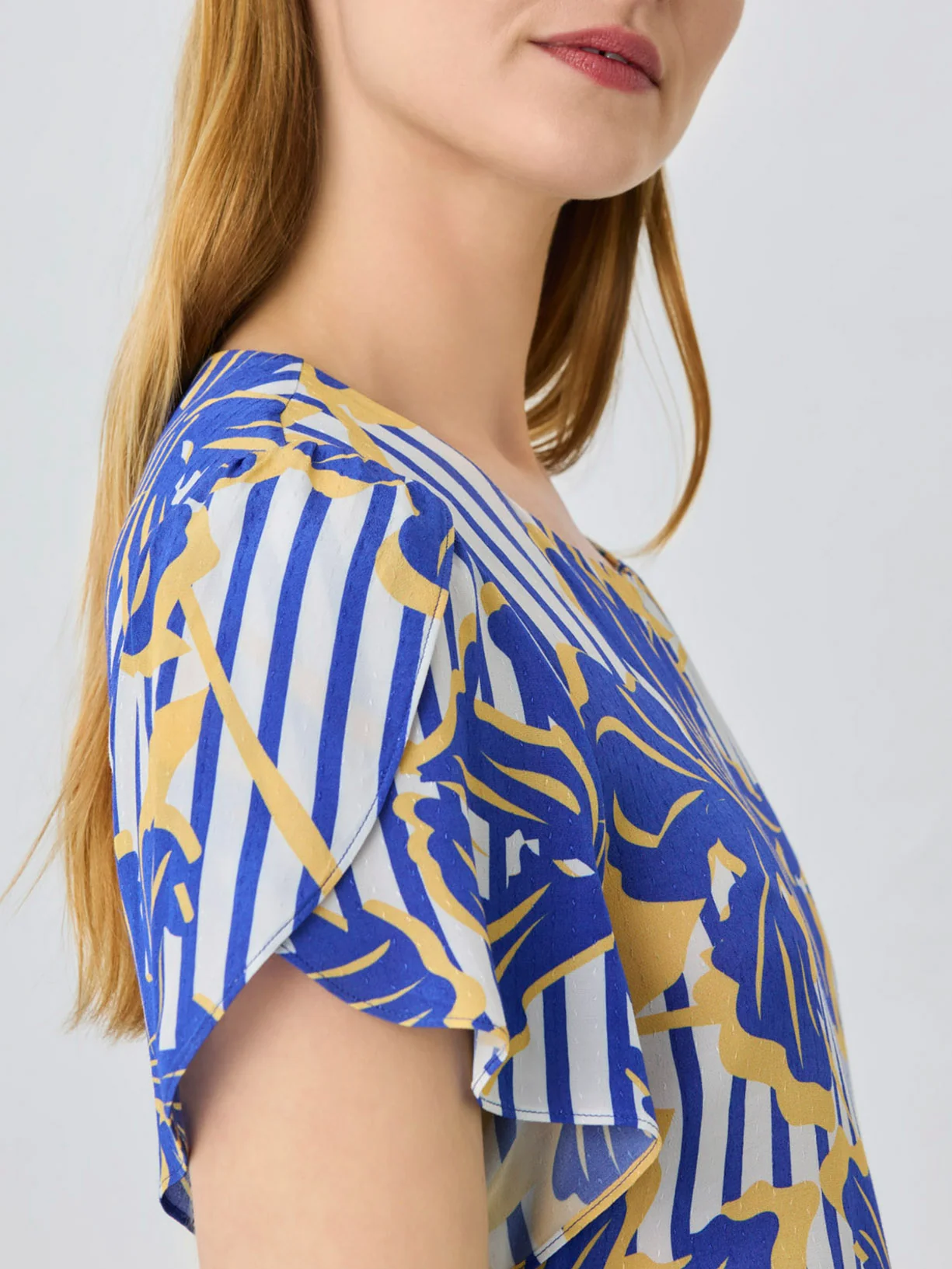 Vestido Estampado Floral Em Viscose Com Mistura Lenzing Com Folhos - Image 8